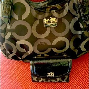 Coach shoulder bag and wallet set-